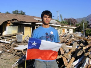 2010_Chile_earthquake_-_Volunteer_in_Hospital